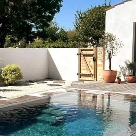 Feriehus Familiale Avec Piscine Chauffee Périgny